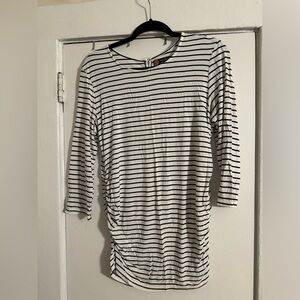 Indigo Poppy Maternity white and black striped 3/4‎ sleeve top size large
